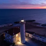 Sea-Front Studio In An Excellent Position